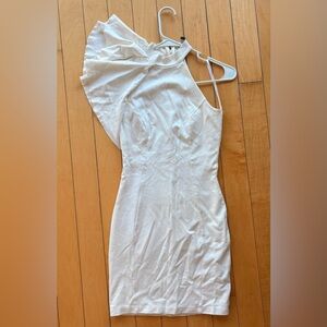 EUC Lulu’s cold shoulder dress